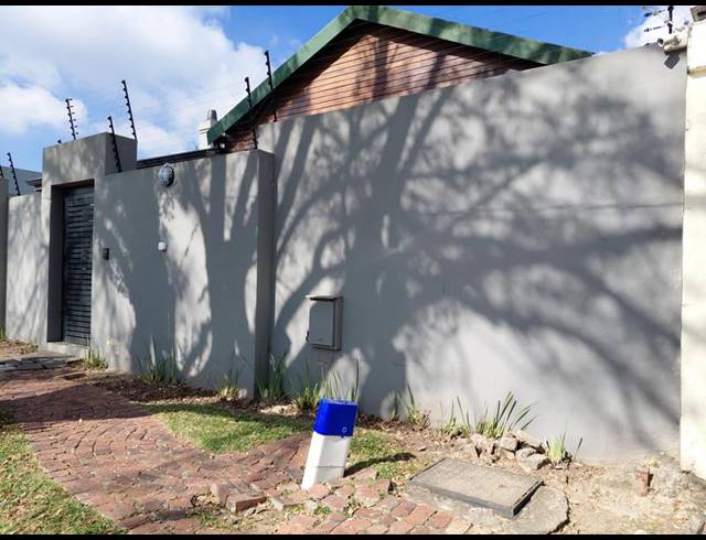 4 BEDROOM HOUSE FOR SALE IN NORWOOD